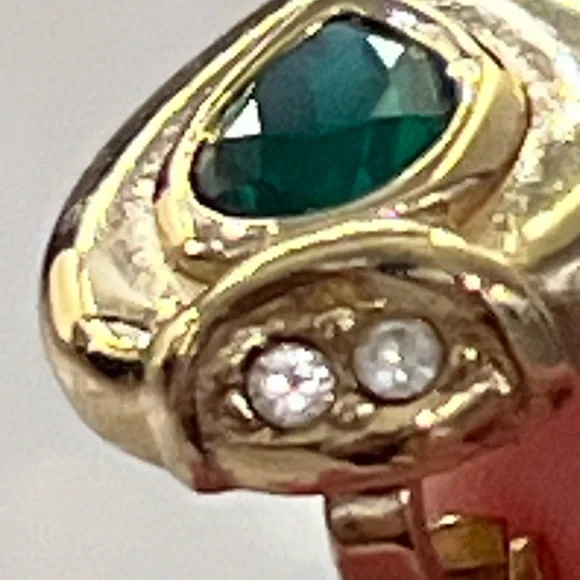 Christian Dior vintage Elegant Gold and Green clip on earrings. Made in Germany - Picture 7 of 16